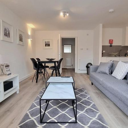 Roomspace Serviced Apartments - Kew Bridge Court Лондон Екстер'єр фото